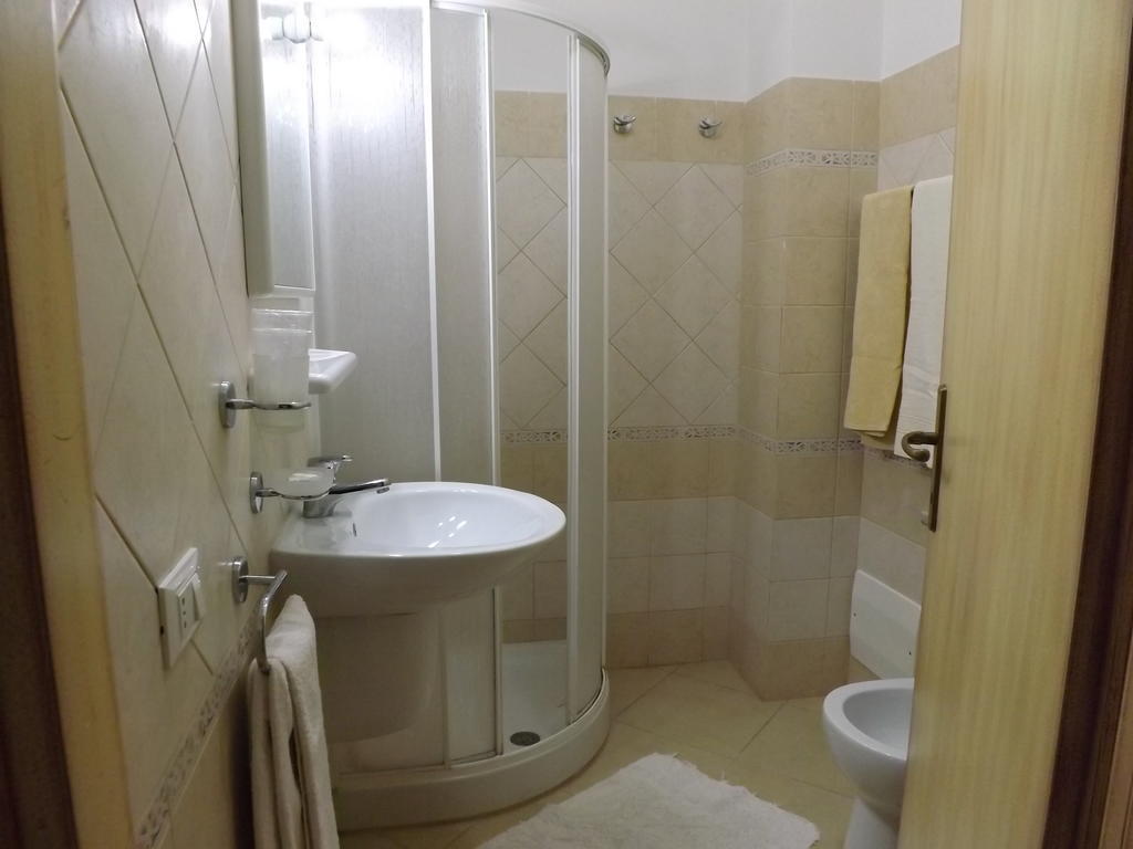 Hotel Sagittario San Sperate Zimmer foto